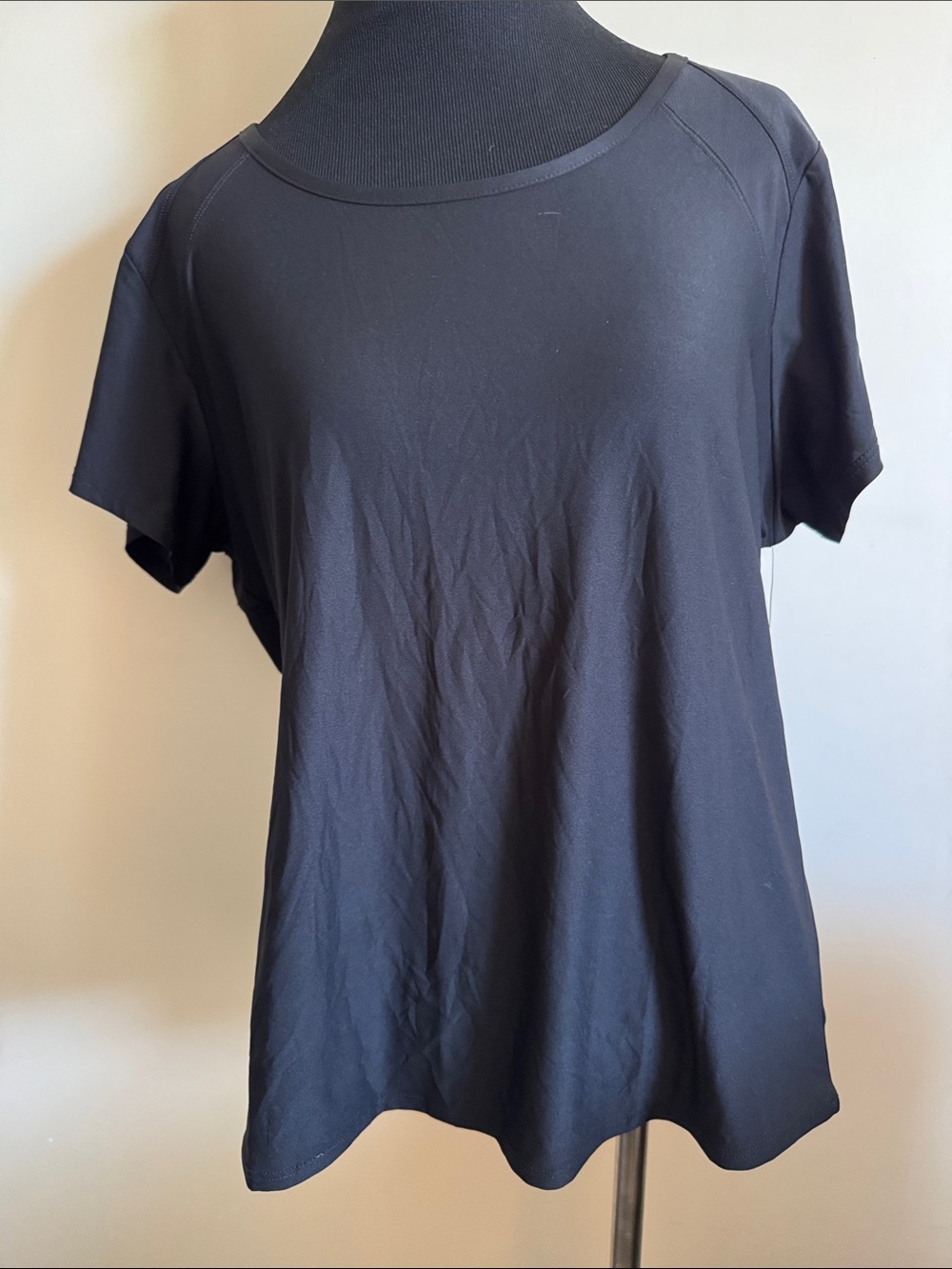 NWT RBX Short Sleeve Mesh Paneled Active Top